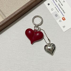 Porte-clés en plastique rouge pour le Nouvel An - Pendentif cœur pêche tendance pour sac, téléphone, clés, décoration de cadeaux - Product Image 6