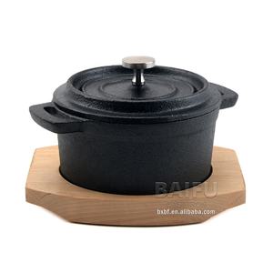 <span class=keywords><strong>Mini</strong></span> <span class=keywords><strong>cocotte</strong></span> ronde en fonte de 8 onces pré-assaisonnée Offre Spéciale avec couvercle <span class=keywords><strong>Mini</strong></span> <span class=keywords><strong>cocotte</strong></span> en fonte avec base en bois - Product Image 6