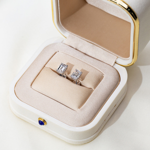 Listo para enviar MSE-368 Pendientes de diamante esmeralda de 1 quilate en oro blanco de 9K, pendientes de moda. - Product Image 4