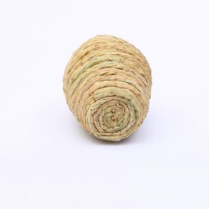 Nichoir suspendu extérieur en fibre pour oiseaux, type cabane, avec poche de repos pour perruches, calopsites, pinsons et autres oiseaux. - Product Image 6
