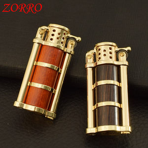 Encendedor de Queroseno <span class=keywords><strong>ZORRO</strong></span> <span class=keywords><strong>Serie</strong></span> 628, Diseño de Cuerno de Rinoceronte, Estuche de Madera de Sándalo Morado - Product Image 3