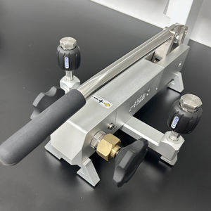 Taşınabilir hidrolik basınç pompası kalibratörü 0-40/70MPA el basınç testi pompası hava basıncı pompası - Product Image 5