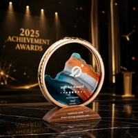 Trophée métallique créatif haut de gamme, thème croissant de lune et sommet de montagne, pour événements annuels d'entreprise, récompense personnalisée pour les ventes