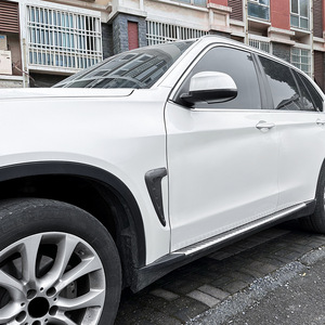 ฝาครอบช่องระบายอากาศกันชนหน้า BMW X5 F15 ปี 2014-2018 รุ่น M Sport ลายคาร์บอนไฟเบอร์  วัสดุ ABS  แบบติดกาว  ตกแต่งภายนอก - Product Image 2