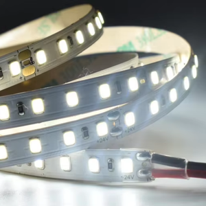 Bande lumineuse LED PERFECT 2F148C 140LED/M 24V SMD2835 CRI>90 pour usage domestique/commercial avec qualité Lumileds 10W/M 8mm PCB - Product Image 1