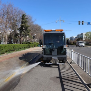 Balayeuse de voirie électrique à quatre roues, nouvelle, avec fonction de nettoyage par aspiration et <span class=keywords><strong>balai</strong></span> motorisé - Product Image 4