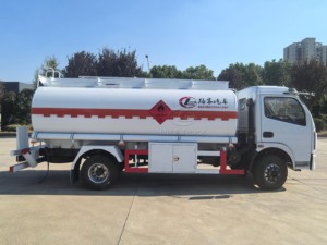 Camión cisterna químico de 12500L, fabricantes de camiones cisterna 4*2, camión de combustible AVGAS, usado para reabastecimiento de aeronaves - Product Image 6