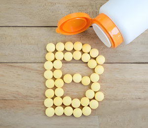 OEM/ODM Grosir Kapsul Multivitamin Vitamin <span class=keywords><strong>B1</strong></span> <span class=keywords><strong>B6</strong></span> <span class=keywords><strong>B12</strong></span> Pendukung Imunitas 2 Kapsul Per Hari untuk Dewasa Bukan untuk Bayi Baru Lahir - Product Image 2