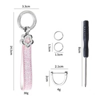 Porte-clés floral de luxe incrusté de diamants, accessoires pour sacs à main pour femmes, cadeau créatif personnalisé, pendentif en métal pour clés de voiture