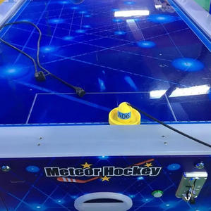 Table de hockey sur air d'arcade d'intérieur, machine de jeu à monnayeur pour centre de jeux, table de hockey sur air d'arcade personnalisée - Product Image 3