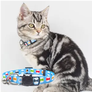 2022 Neuankömmling Wave Point Blumen druck Hunde leinen Wanderer Red Webbed Nylon Hund Katze Tier halsband Haustier halsbänder