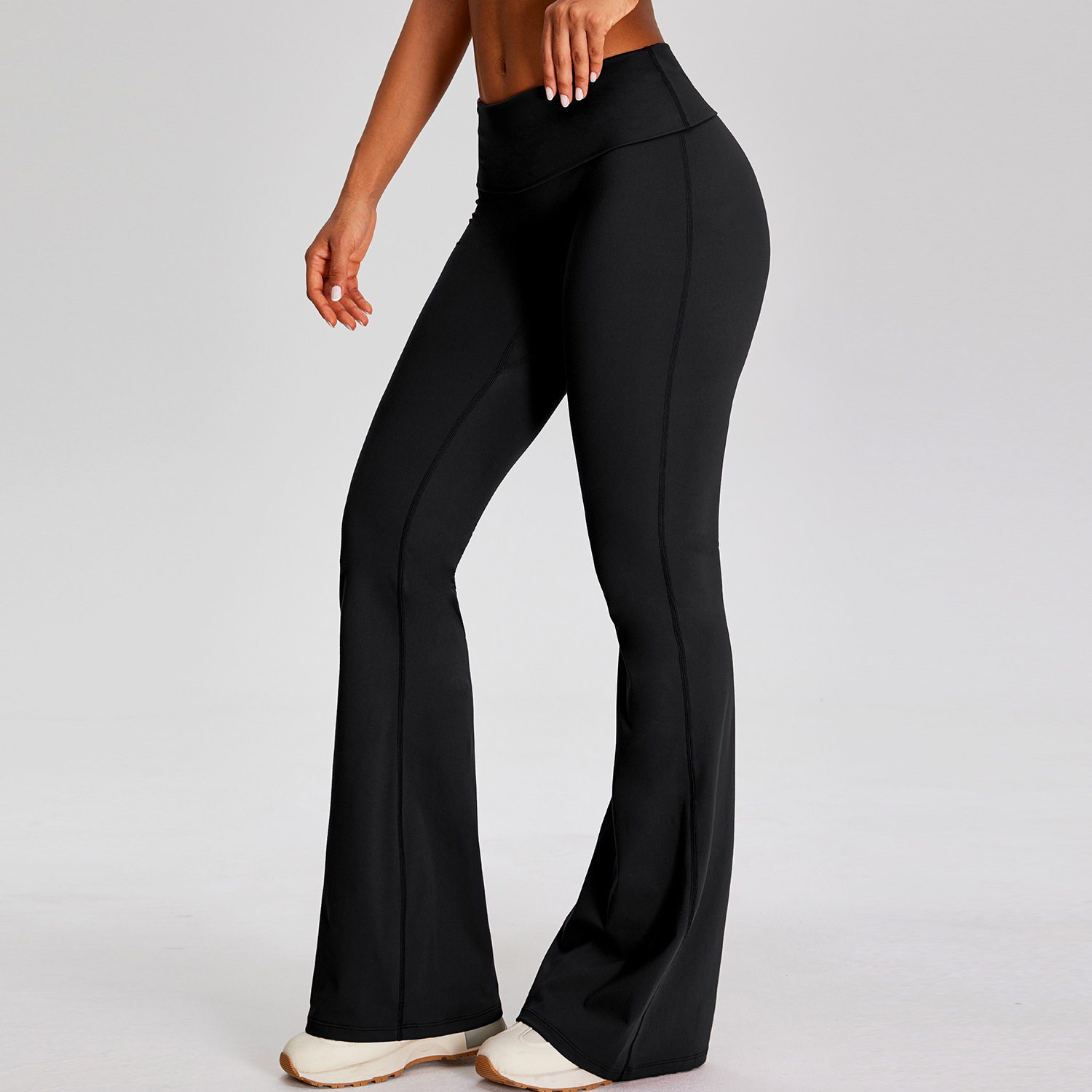pantalones acampanados negros-2