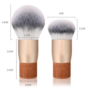 Brocha <span class=keywords><strong>de</strong></span> <span class=keywords><strong>Maquillaje</strong></span> Profesional para Polvos Sueltos, <span class=keywords><strong>de</strong></span> Madera, con Pelo Sintético Suave, para Iluminador, Accesorios <span class=keywords><strong>de</strong></span> Belleza <span class=keywords><strong>de</strong></span> Marca Privada - Product Image 4