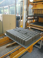 Machine automatique pour la fabrication de blocs de briques, hydraulique, rouge, eco, avec réduction sur le marché