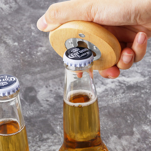 Abridor de Botellas Creativo de Madera, Abridor de Cerveza Magnético de Acero Inoxidable y Madera de Haya Redonda para Refrigerador - Product Image 2