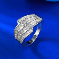 Bague éternité en argent sterling 925 plaqué rhodium avec zircone cubique taille émeraude baguette glacée pour mariage et soirée