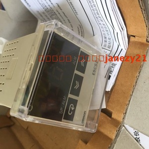E5CSZ <b>Thermostats</b> E5CSZ-Q1T SPDT Contact Form IP21 Temperature <b>Controlled</b> Switches - Product Image 4