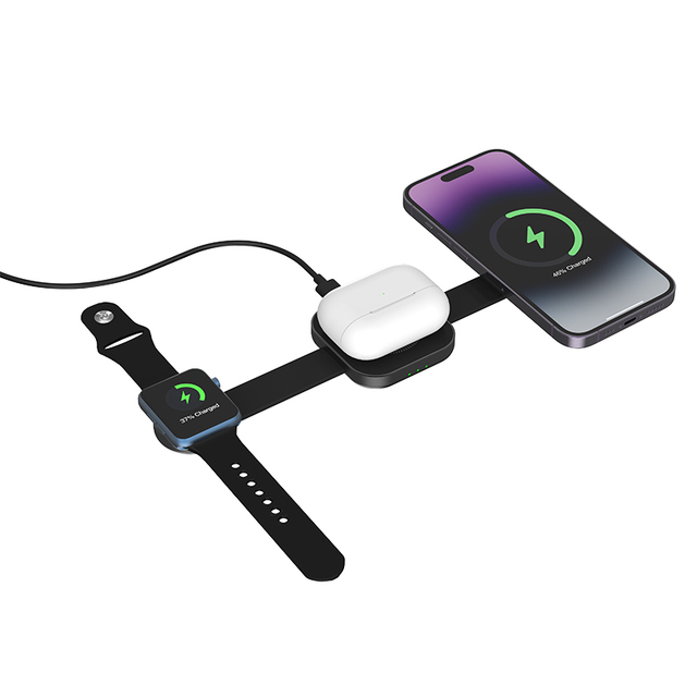 Hot Selling Foldable Strong Magnetic 3 in 1 Wireless Charger 15W Portable Mini Station Travel Fast Chargers for Phone