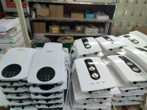 Calentadores de agua inteligentes instantáneos eléctricos sin tanque de gama alta de 5500W 220V certificados CE calientes para bothrom - Product Image 3