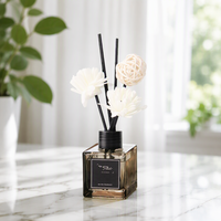 Diffuseur d'huile à roseaux en verre carré de 50 ml avec bâtonnets, parfum de lavande, décoration d'intérieur écologique, marque privée