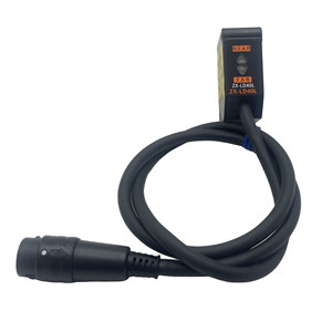 Sensor de Desplazamiento Láser de Haz Lineal de Reflexión Difusa ZX-LD40L, Medición de 4010 mm, Alta Precisión de 2 m - Product Image 2