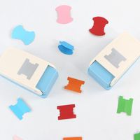 YUNMEI Perforatrice robuste en plastique ABS+ALLIAGE pour l'embossage et le découpage de papier artisanal, d'étiquettes et de cartes perforées DIY