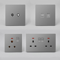 Steckdosen und Schalter elektrische Schalttafel Wand USB-Buchse UK 2 3 4 Gang Messing und graue Lichtsc halter mit USB-Anschlüssen