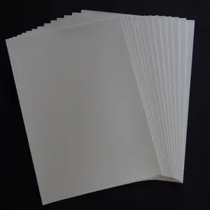 (20sheets/lot) a4 boyutu mürekkep püskürtmeli su kaydırağı çıkartma kağıt beyaz arka plan renkli su kaydırağı çıkartma kağıdı seramik kupa için tırnak mum