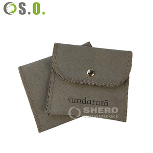 Shero Fabrica Bolsitas de Microfibra de Alta Calidad con Botón y Logotipo Personalizado para Regalos de Joyería con Diseño - Product Image 1