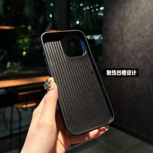 2024 nueva funda de teléfono con textura de fibra de carbono para <span class=keywords><strong>iPhone</strong></span> 16 funda de teléfono anticaída con sensación de piel para <span class=keywords><strong>iPhone</strong></span> 16 15 <span class=keywords><strong>14</strong></span> 13 12 <span class=keywords><strong>Pro</strong></span> <span class=keywords><strong>Max</strong></span> Plus - Product Image 3