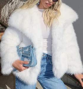 Cappotto <span class=keywords><strong>in</strong></span> Ecopelliccia Rosa 2025 Nuovo Modello Invernale da <span class=keywords><strong>Donna</strong></span> Oversize con Risvolto Maniche Lunghe Texture Soffice - Product Image 5