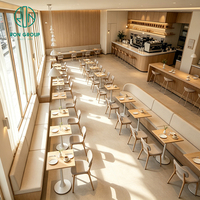 Meubles de restaurant sur mesure Ron Group, sièges en tissu capitonné, chaise confortable, table carrée en bois massif