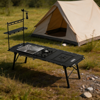 Table tactique modulaire pliable détachable avec réchaud, grill et évier intégrés, conception compacte pour le glamping en forêt