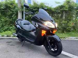 Motocicleta Usada <span class=keywords><strong>Honda</strong></span> Forza <span class=keywords><strong>250</strong></span>, Motocicletas de 250cc, <span class=keywords><strong>Scooter</strong></span> de Gasolina, Motocicleta de Turismo, Cruiser, Motocicleta de Calle - Product Image 6
