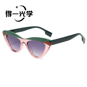 แว่นกันแดดทรงแคทอาย UV400 กรอบ PC ป้องกันแสงสีฟ้า สำหรับทุกเพศ - Product Image 2