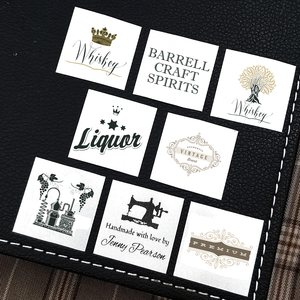 Étiquette tissée de vêtements de vêtement personnalisée d'usine d'origine avec amour Concevez votre logo Étiquette à repasser Étiquettes de vêtements Desgin Étiquette de vêtements - Product Image 2