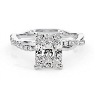 Bague solitaire torsadée en argent 925 avec diamant de laboratoire taille radiant, micro-pavé et bande tressée, qualité VVS DIAM, pour revendeurs de bijoux OEM - Product Image 1