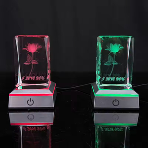 Custom Crystal Cube Paperweight Valentine's Day Mother's Day Souvenirs Flowers Crystal Cube With Led Light Base