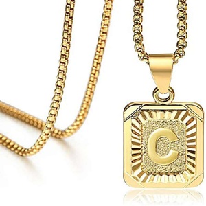 Colliers tendance 2020 en acier inoxydable plaqué or 18 carats avec initiales alphabétiques (26 lettres) - Product Image 4