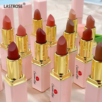 Collection de 12 rouges à lèvres mats vegan, waterproof, longue tenue, fini velours parfumé au lait, format voyage, maquillage pour les lèvres
