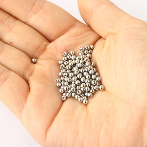Venta al por mayor de bolas de repuesto de acero quirúrgico con rosca externa de 16g y 14g para piercing industrial, lengua, pezón y ombligo - Product Image 2