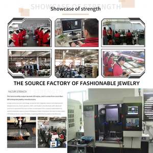 Nouveau collier en acier inoxydable plaqué or pour femmes, boucle en forme de cœur lisse, bijoux en gros - Product Image 6