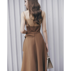 Listo para usar Suministro de ropa de Vietnam Vestidos formales Aspecto elegante Vestido de alta calidad Enzo Leo OEM Moda para mujer - Product Image 3