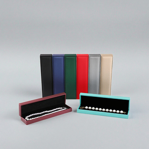 Juego de Joyería de Collar Largo de Cuero PU al por Mayor, Estilo Elegante y Sencillo, con Cajas Personalizadas con Logotipo y Embalaje de Terciopelo - Product Image 2