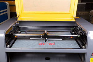<span class=keywords><strong>Vevor</strong></span> 100*80CM Machine de gravure <span class=keywords><strong>laser</strong></span> CO2 130W <span class=keywords><strong>Laser</strong></span> à fibre pour bois Caoutchouc MDF Type de portique de découpe 130W 80W Pompe pour métal - Product Image 6