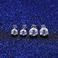 CZCITY Pendientes de tuerca de plata de ley con moissanita de 1 quilate, diseño de 3 garras, minimalistas, clásicos, con diamantes, para mujer