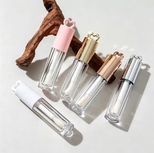 Tubos de Brillo Labial de Plástico Transparente con Logotipo Personalizado, Lindos y con Tapa de Rosca para Empacar Bálsamo Labial, 4.5ml - Product Image 6