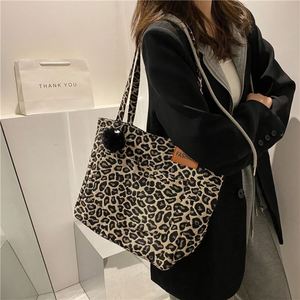 2022 Newest <b>Large</b> Capacity <b>Canvas</b> Handbag Western Leopard Print Fashionable Casual Preppy Shoulder <b>Bag</b> Dual Portable Lady - Product Image 4
