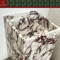 Évier autoportant en marbre Calacatta Viola de conception personnalisée GOLDKING, base blanche, veines riches en violet et brun, sculpté avec précision par CNC