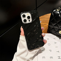 Nouveauté Coque en silicone 3D à effet d'ondulation de l'eau Minimaliste au toucher lisse Antichoc Protection intégrale pour la série iPhone